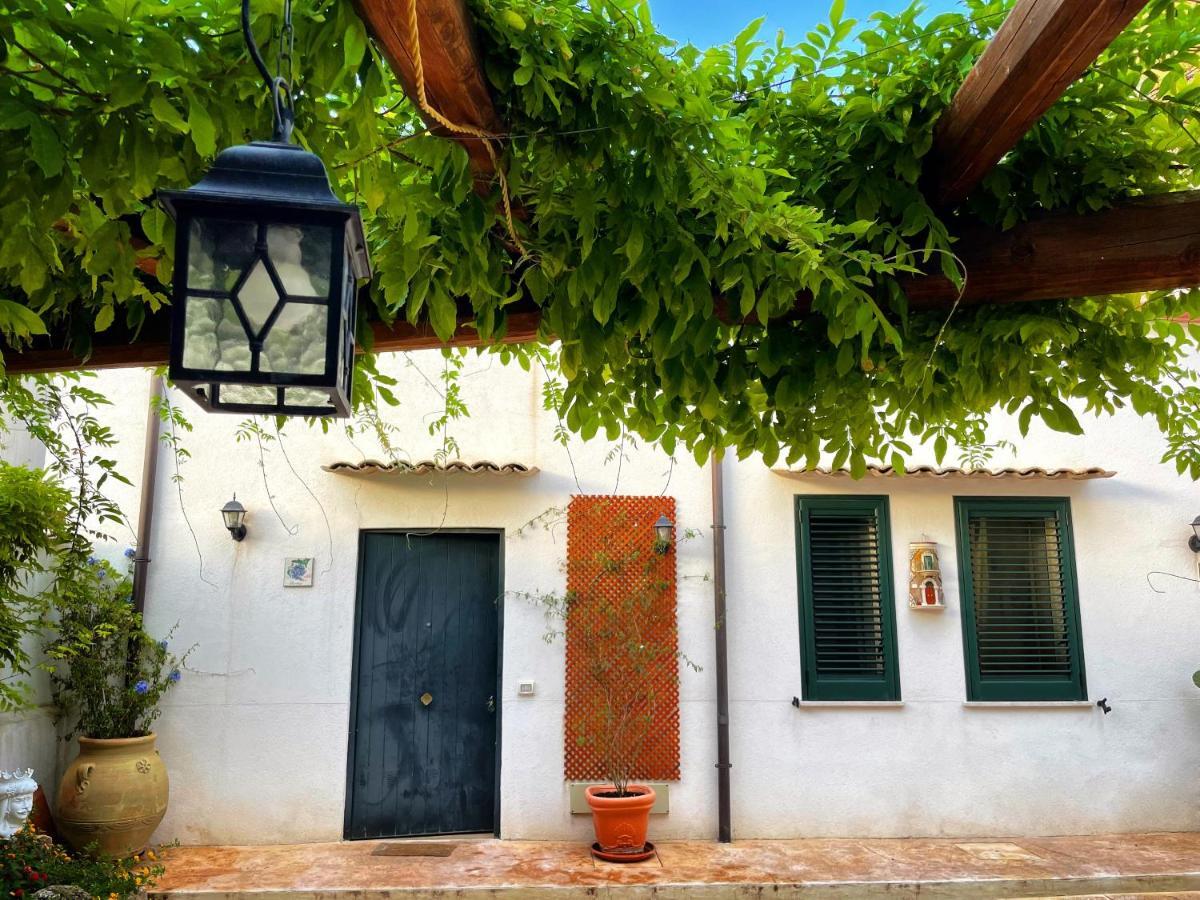 Baglio Reale Apartments Palermo Exterior photo